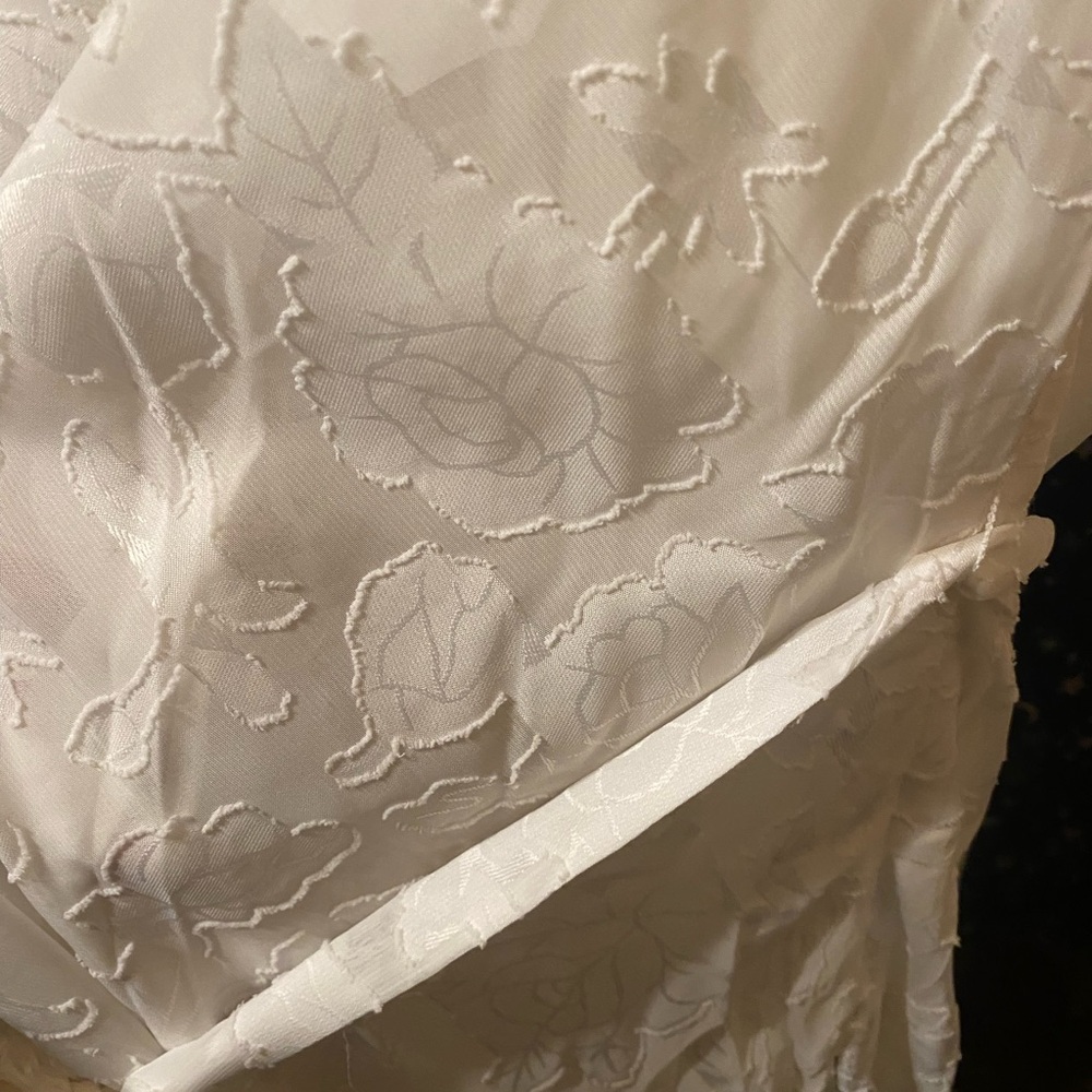 Lulu's Chic White Dress NWT - Picture 9 of 10